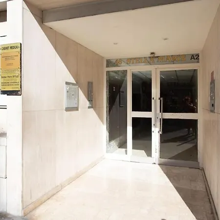 아파트 L28 Californie 1min Walk Sea 3bdr/ Ac & Balcony