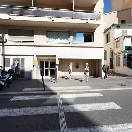 Lejlighed L28 Californie 1min Walk Sea 3bdr/ Ac & Balcony