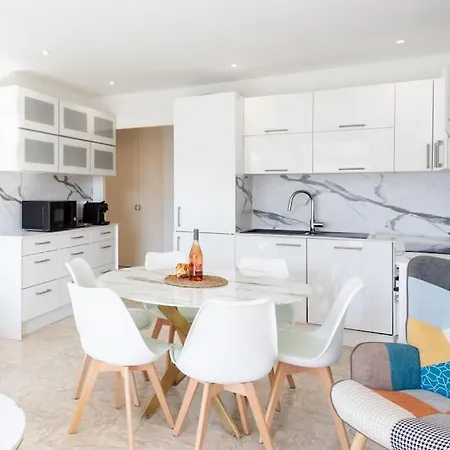 L28 Californie 1min Walk Sea 3bdr/ Ac & Balcony 尼斯