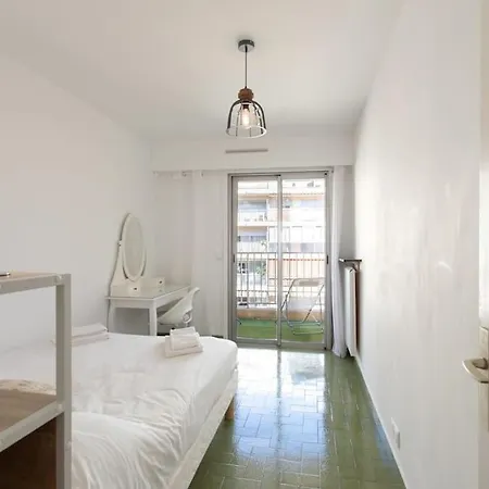 Lejlighed L28 Californie 1min Walk Sea 3bdr/ Ac & Balcony *